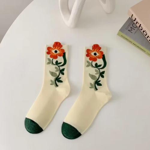pretty little flower Socks